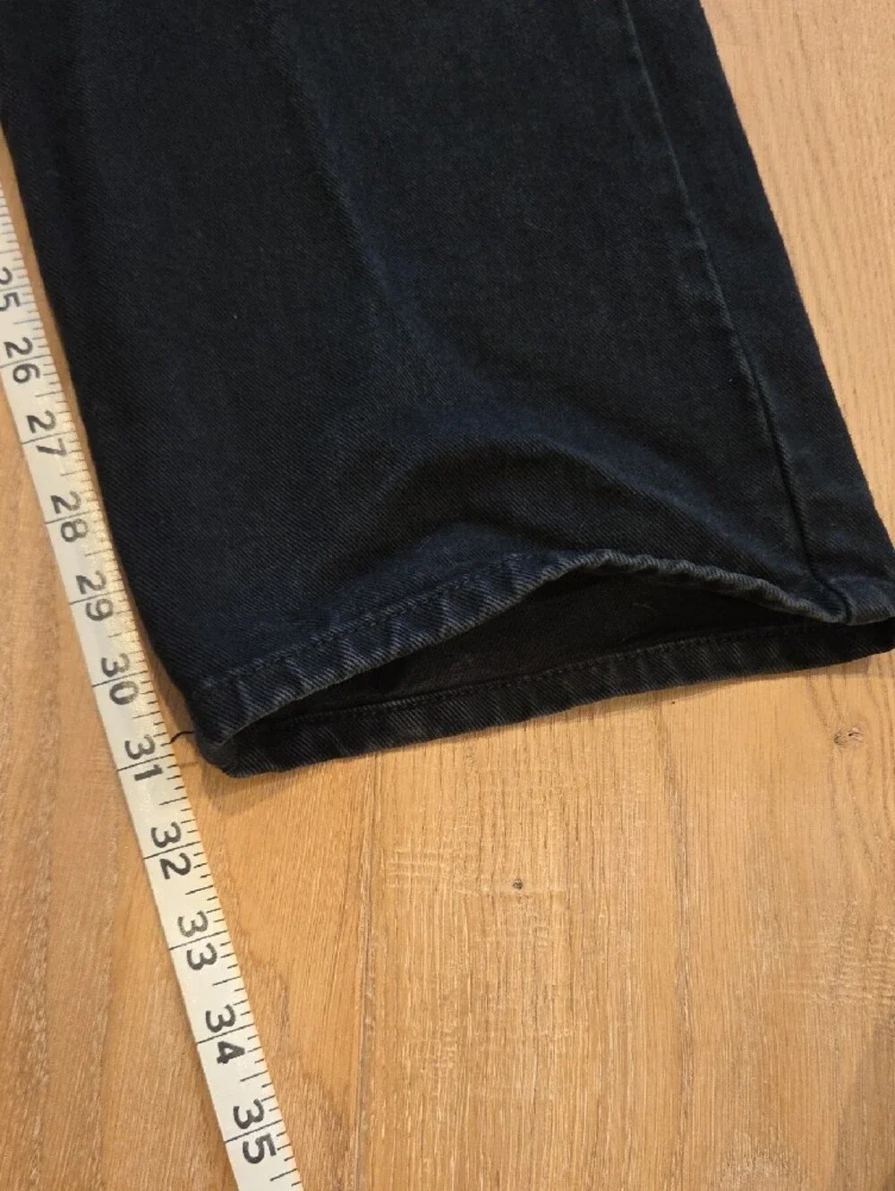 DKNY Men's Black Straight-Leg Jeans